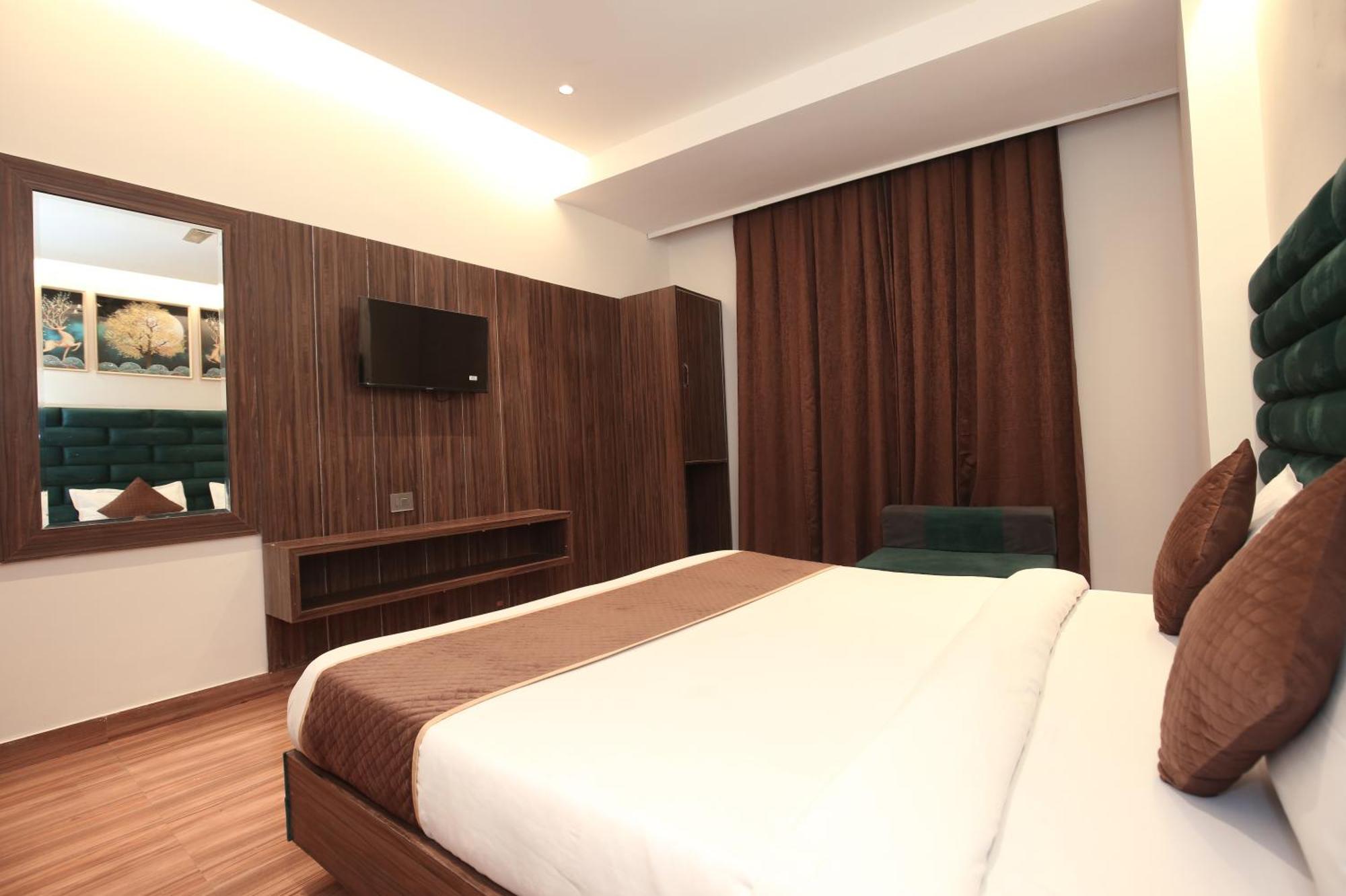 Park Plaza Hotel Near Golden Temple Αμριτσάρ Εξωτερικό φωτογραφία